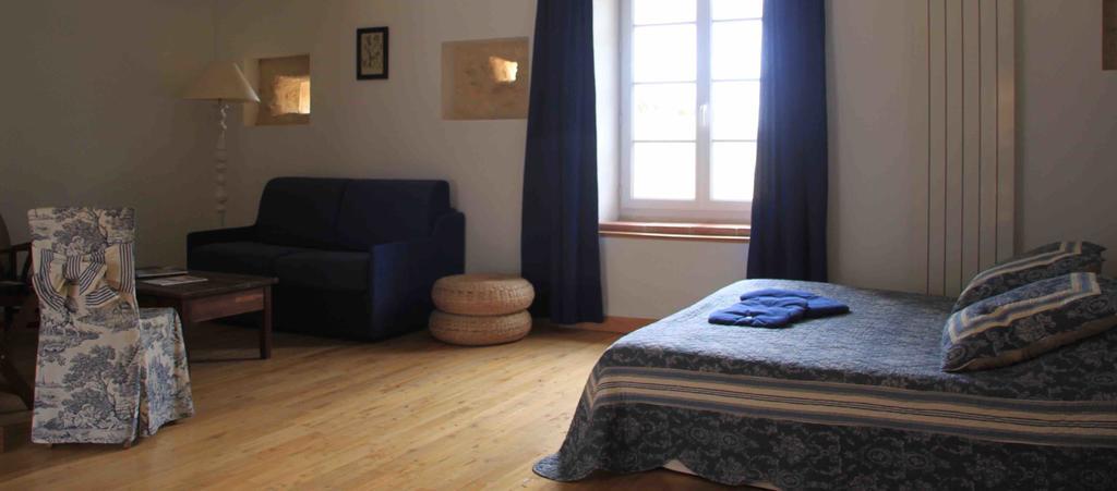 Chambres D'Hotes Le Val De La Garenne Senouillac Exterior foto